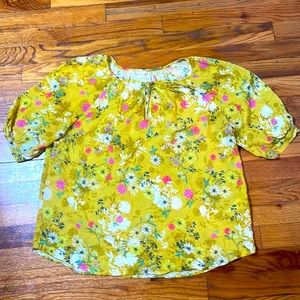 Velvet Floral Top Size Medium